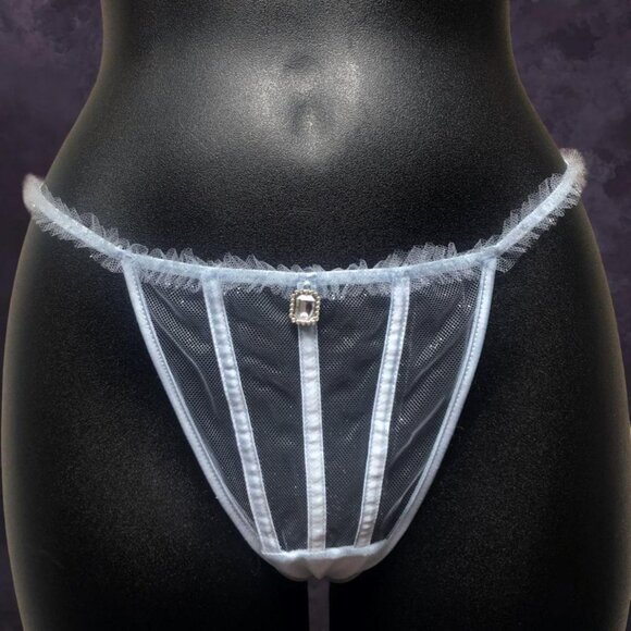 VS Dream Angels Thong - Picture 1 of 6